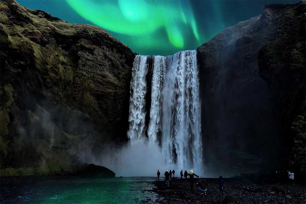 Northern lights at Skogafoss